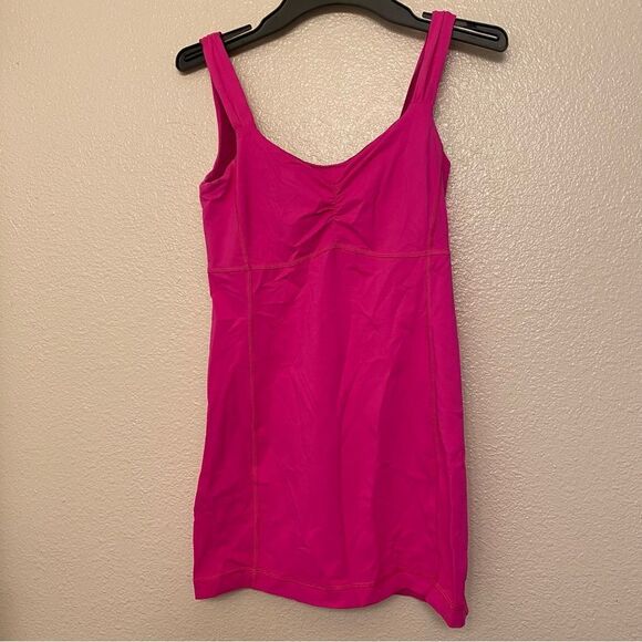 Lululemon Aria Tank II Raspberry hot pink work out tank top  Barbiecore size 4 - Picture 2 of 10